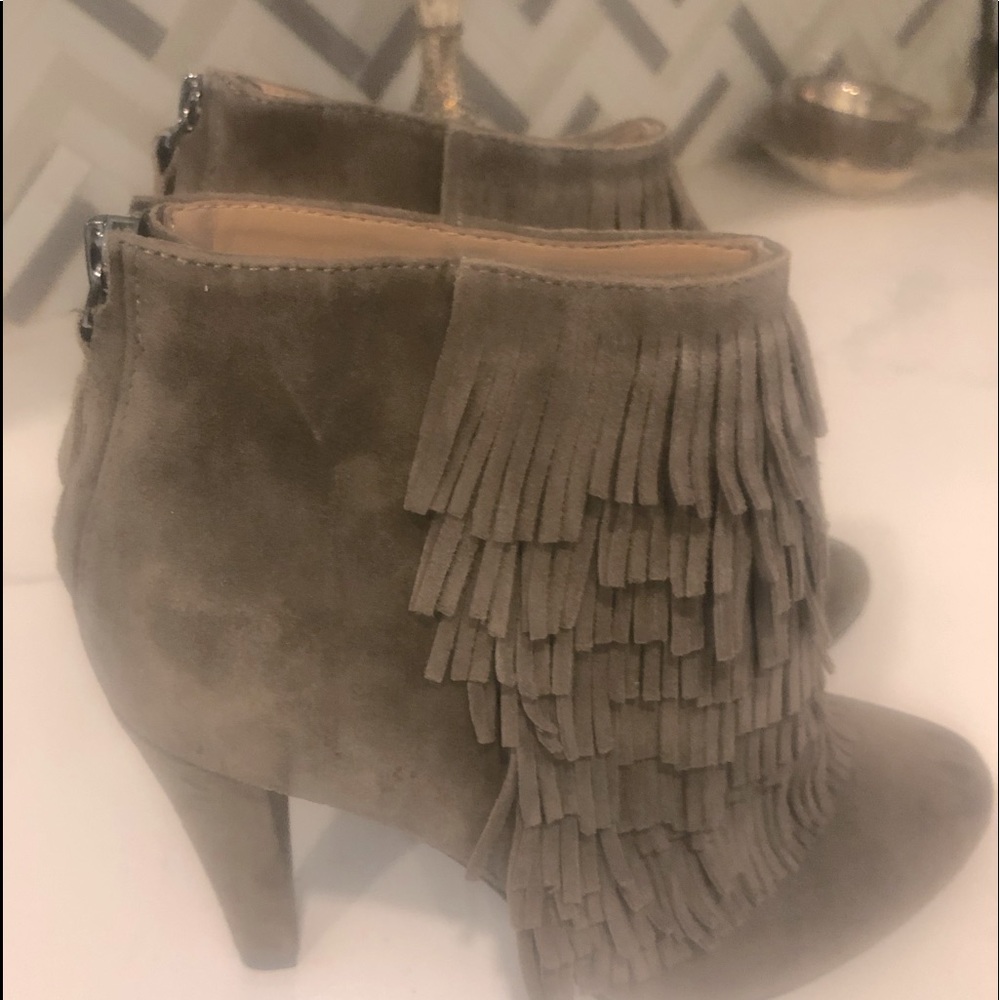 BANANA REPUBLIC FRINGE Bootie